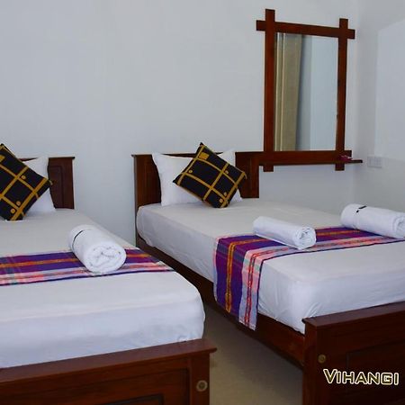 Vihangi Guesthouse Дамбула Екстериор снимка