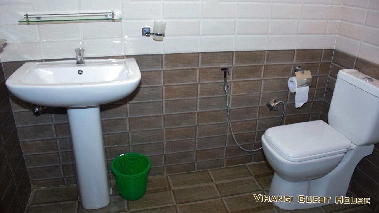 Vihangi Guesthouse Дамбула Екстериор снимка