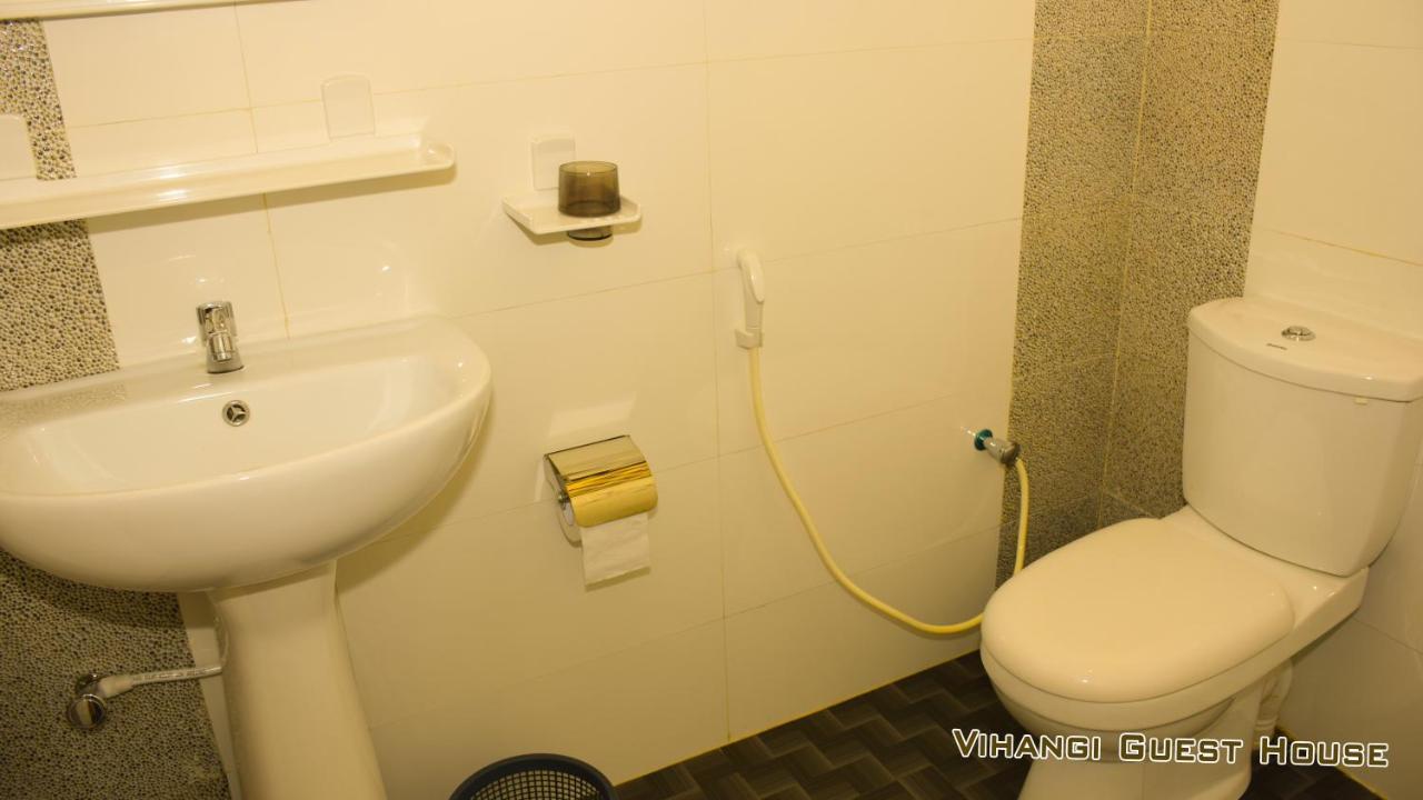 Vihangi Guesthouse Дамбула Екстериор снимка